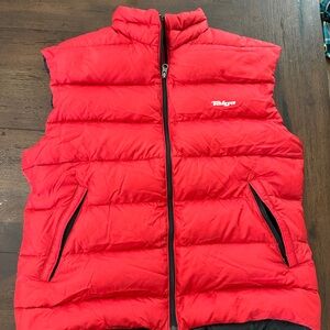 Taiga Red down Vest